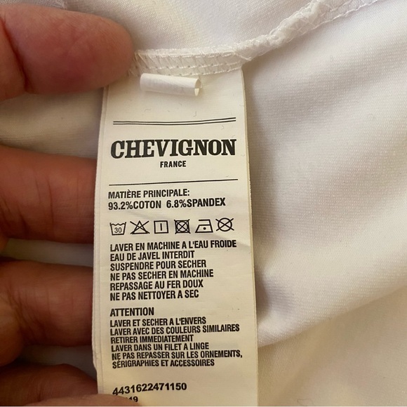Chevignon S/M white printed and embroidered long sleeve. Rare design EUC - Picture 9 of 9